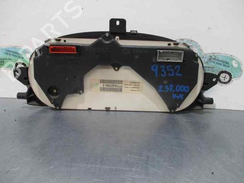Instrument cluster RENAULT MEGANE I Classic (LA0/1_) 1.9 dCi (LA05) | BP4084052C47 