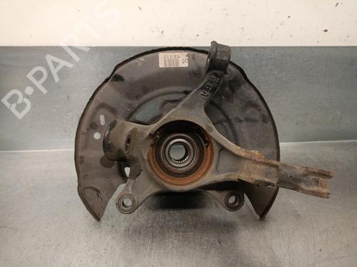 Used Left front steering knuckle TOYOTA YARIS (_P13_) 1.5 Hybrid (NHP130_) (101 hp) 25236955