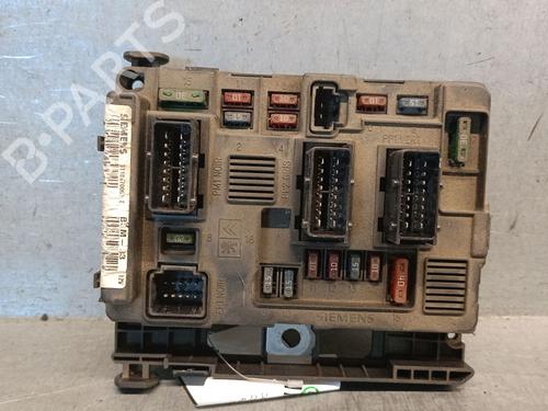 Used Fuse box Fuse box CITROËN C5 I (DC_) 2.0 HDi (DCRHZB, DCRHZE) (109 hp) 33218954 33218954