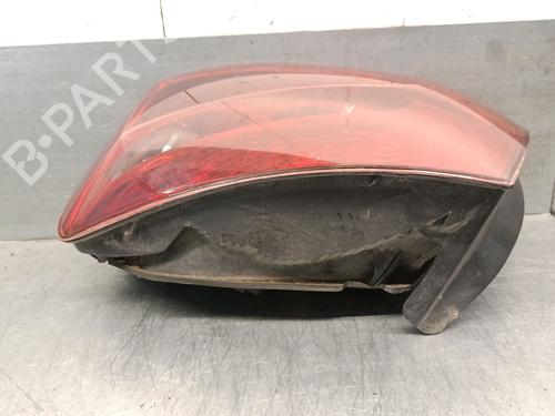 Right taillight PEUGEOT 407 (6D_) 2.0 HDi 135 (6DRHRH, 6DRHRE, 6DRHRG, 6DRHRJ) | BP28378570C35