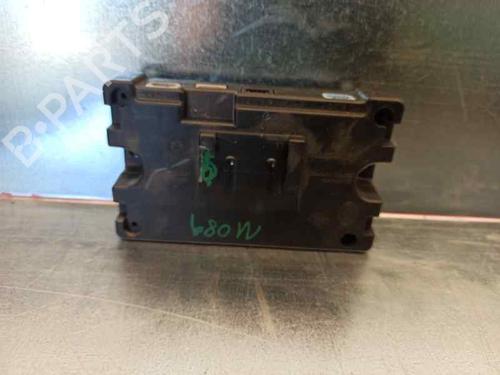 Used Electronic module RENAULT SCÉNIC III (JZ0/1_) 1.4 16V (JZ0F, JZ1V) (131 hp) 5887460
