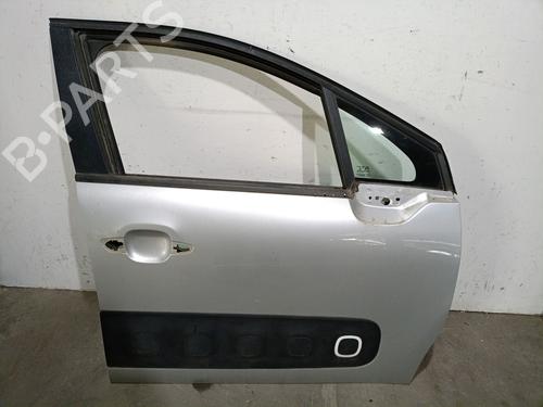 Used Right front door Right front door CITROËN C3 III (SX) 1.2 VTi 82 (82 hp) 33826720 33826720