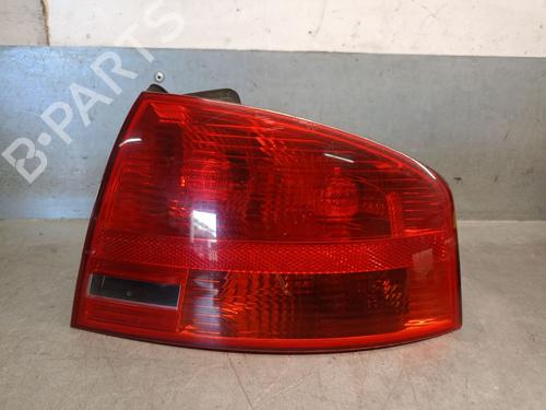 right-taillight-audi-a4-b7-8ec-2004-2005-2006-2007-2008-2009-33117935 main image
