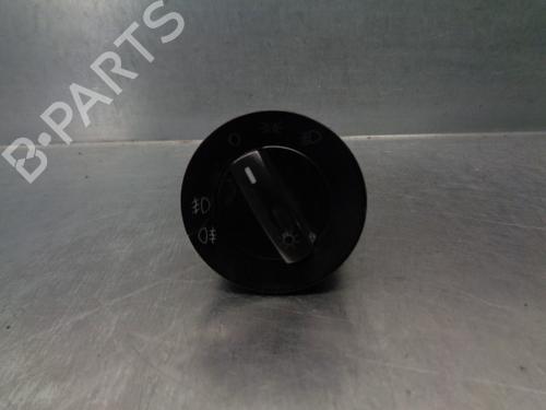 Used Headlight switch VW POLO (9N_, 9A_) 1.4 16V (80 hp) 20265262