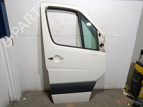 Used Right front door VW CRAFTER 30-50 Van (2E_) 2.5 TDI (109 hp) 23422262