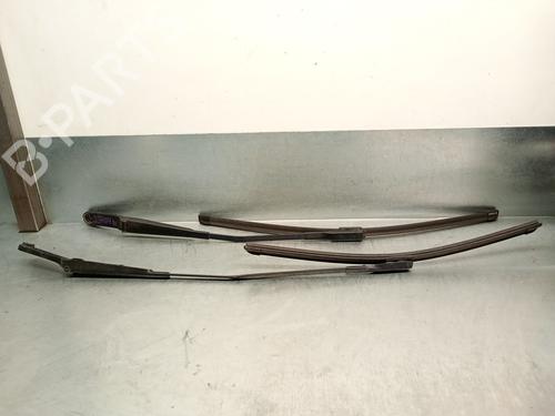 Used Front windshield wiper arm AUDI A6 C7 Avant (4G5, 4GD) 3.0 TDI (204 hp) 28103812