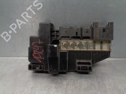 Used Fuse box SUZUKI GRAND VITARA II (JT, TE, TD) 1.9 DDiS All-wheel Drive (JT419, TD44, JB419WD, JB419XD,... (129 hp) 13075858