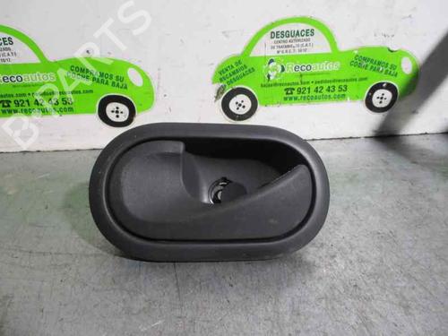 Used Rear left interior door handle RENAULT CLIO III (BR0/1, CR0/1) 1.2 16V (BR02, BR0J, BR11, CR02, CR0J, CR11) (75 hp) 3216648