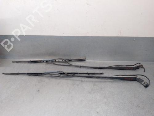 Used Front windshield wiper arm Front windshield wiper arm 34276373 34276373