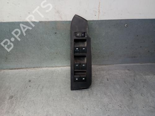 Used Left front window switch CHEVROLET CAPTIVA (C100, C140) 2.0 D 4WD (150 hp) 27026139