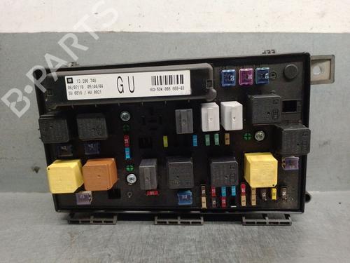 Used Fuse box OPEL ASTRA H (A04) 1.7 CDTI (L48) (100 hp) 31585436