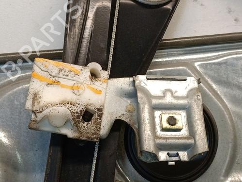 Used Front left window mechanism Front left window mechanism 33981261 33981261