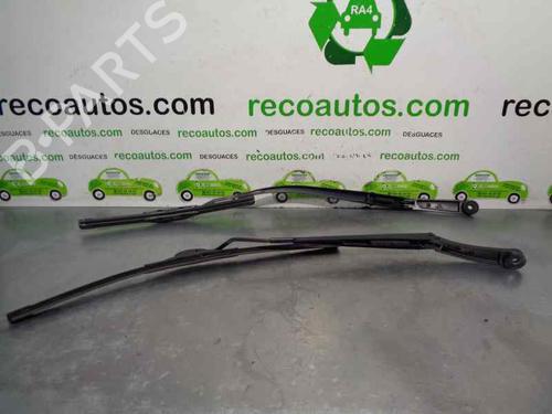Front windshield wiper arm HYUNDAI ix35 (LM, EL, ELH) 1.7 CRDi | BP5885870C143 