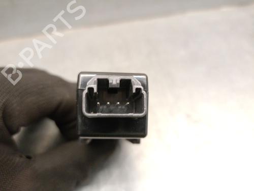 Elektronisk modul OPEL CORSA F (P2JO) 1.2 (68) | BP28413108M83 