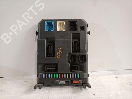 Used Fuse box CITROËN C3 Picasso (SH_) 1.6 HDI 90 (92 hp) 23000689