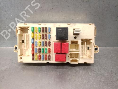 Used Fuse box Fuse box 37243517 37243517