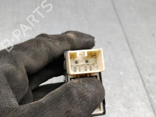 Left rear window switch HYUNDAI SANTA FÉ I (SM) 2.0 CRDi 4x4 | BP37192979I29 - Image 3