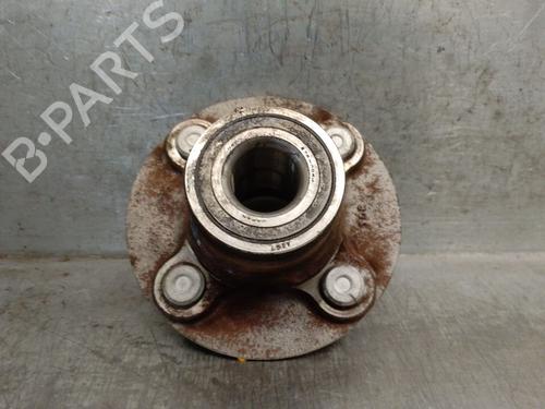 Mozzo posteriore sinistro Mozzo posteriore sinistro NISSAN ALMERA I Hatchback (N15) [1995-2001] 33977588 33977588