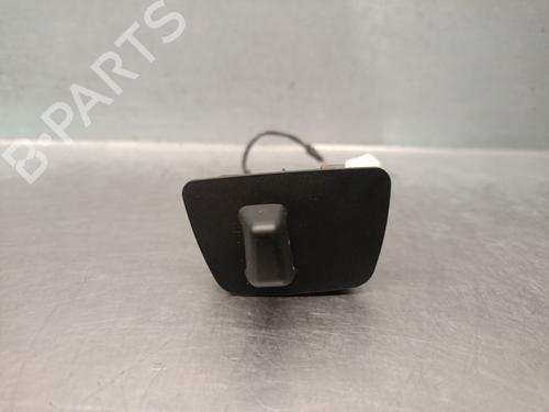 Used Steering wheel controls Steering wheel controls 38225110 38225110