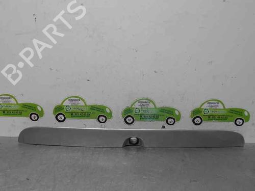 Trunk håndtak OPEL ZAFIRA A MPV (T98) 2.0 DTI 16V (F75) (101 hp) 2082554