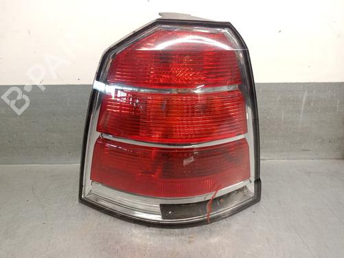 Used Left taillight OPEL ZAFIRA / ZAFIRA FAMILY B (A05) 1.9 CDTI (M75) (120 hp) 31068535