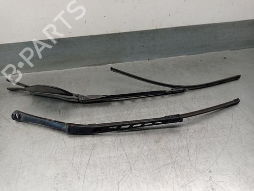 Used Front windshield wiper arm BMW 5 Touring (E61) 525 d (177 hp) 27370870