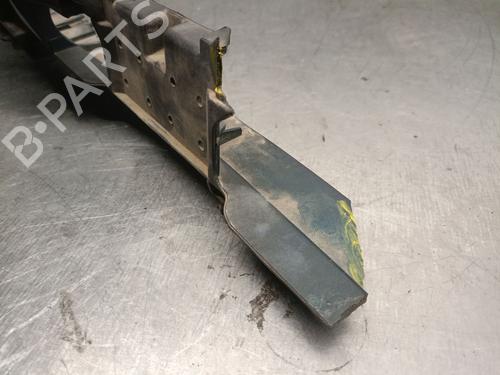 Left headlight FORD MONDEO I (GBP) 2.0 i 16V 4x4 | BP21581710C28 