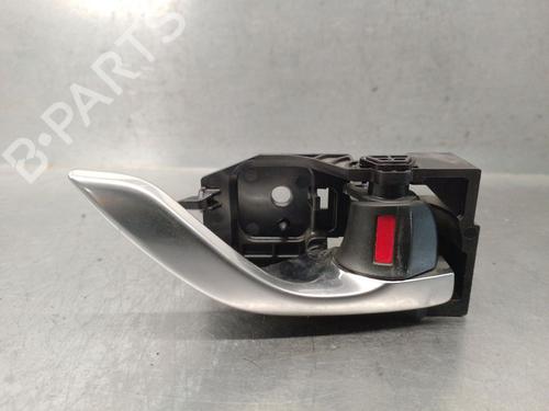 Used Front right interior door handle Front right interior door handle 36700910 36700910