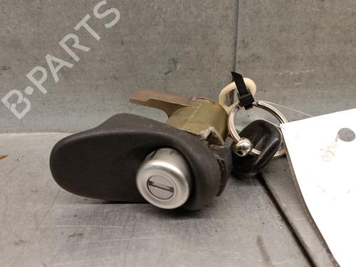 tailgate-handle-toyota-yaris-_p1_-1999-2000-2001-2002-2003-2004-2005-32451841 main image