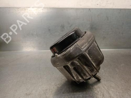 Used Engine mount BMW 3 Coupe (E92) 320 d (177 hp) 23560268