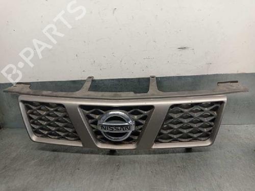 Used Grille NISSAN X-TRAIL I (T30) 2.2 dCi (136 hp) 8228144