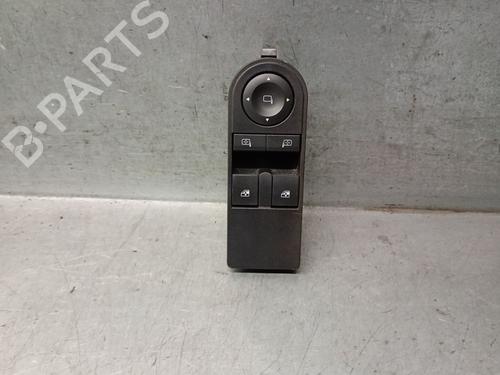 Venstre fortil elrude kontakt OPEL ASTRA H (A04) 1.7 CDTI (L48) (100 hp) 31137116