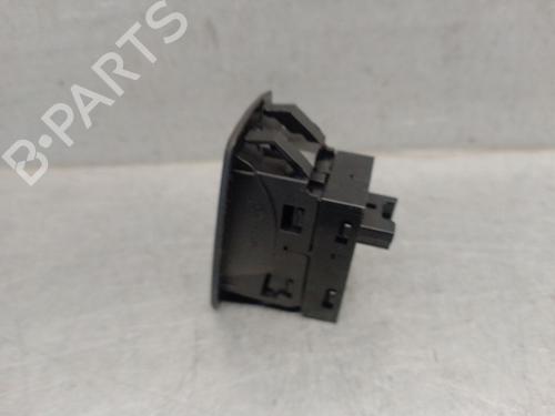 Switch BMW X1 (F48) sDrive 16 d | BP25986062I30 