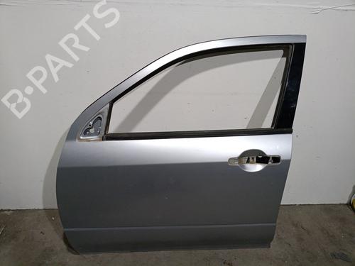 Used Left front door MITSUBISHI OUTLANDER I (CU_W) 2.0 4WD (CU2W) (136 hp) 31880215