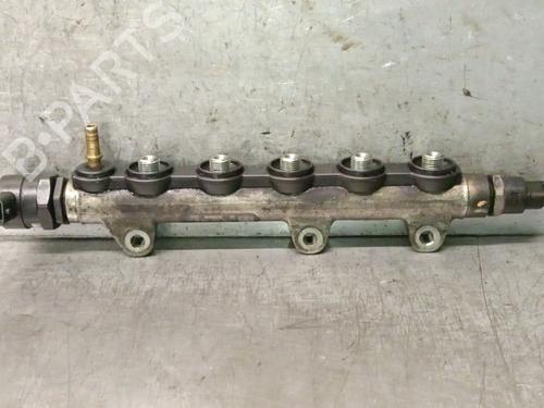 Used Injection rail RENAULT LAGUNA II (BG0/1_) [2001-2007]  31292841