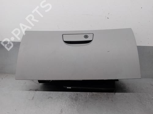 Used Glove box Glove box 16026701 16026701