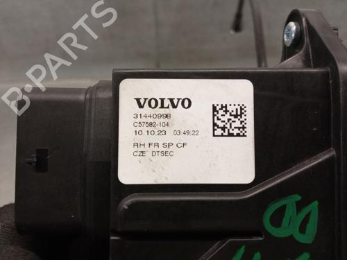 Front right lock VOLVO XC40 (536) Recharge | BP28813309C97 