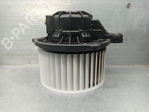 Used Heater blower motor HYUNDAI i30 (PDE, PD, PDEN) 2.0 N (275 hp) 22776237