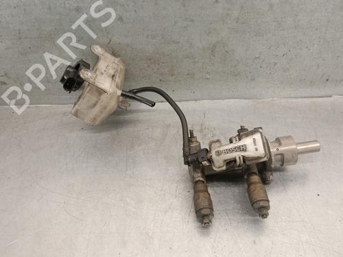 Brake master cylinder FORD FOCUS I (DAW, DBW) 1.6 16V | BP28289959M77 