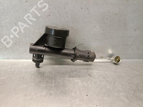 Cilindretto frizione Cilindretto frizione IVECO DAILY V Van 35C15 V, 40C15 V, 45C15 V, 50C15 V, 60C15 V,65C15 V (146 hp) 37224771 37224771
