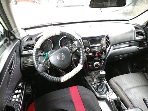 Switch SSANGYONG XLV SUV e-XGi 160 | BP25241494I30  - Image 12