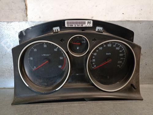 Used Instrument cluster Instrument cluster OPEL ZAFIRA / ZAFIRA FAMILY B (A05) 1.9 CDTI (M75) (120 hp) 33802473 33802473