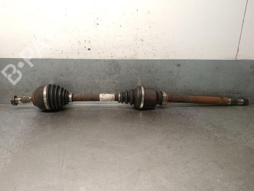 Used Right front driveshaft Right front driveshaft PEUGEOT 5008 (0U_, 0E_) 2.0 HDi 150 / BlueHDi 150 (150 hp) 32628871 32628871