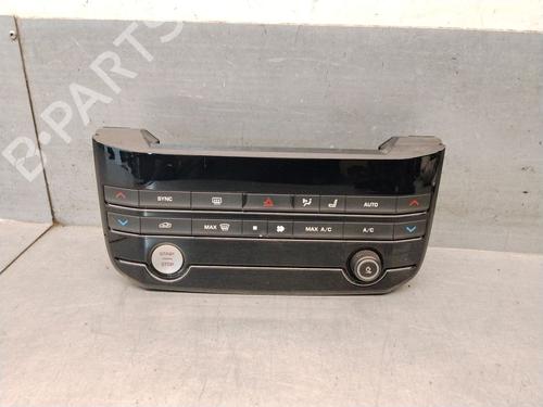 climate-control-jaguar-xe-x760-2015-38509979 main image