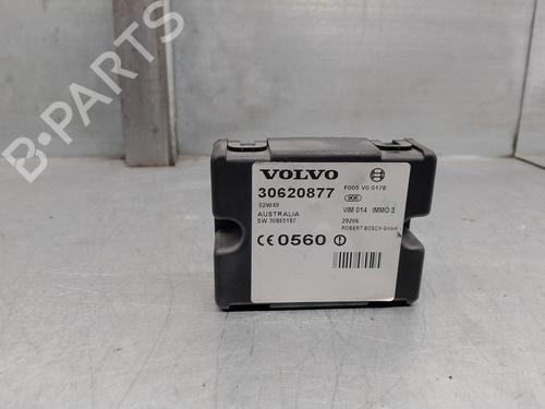 Used Control unit VOLVO V40 Estate (645) 1.9 DI (115 hp) 15847002