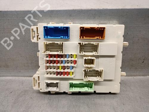 Used Fuse box VOLVO V40 Hatchback (525) D2 (120 hp) 26010204