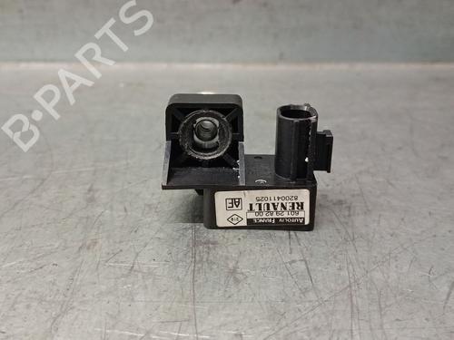 Module électronique RENAULT GRAND SCÉNIC II (JM0/1_) 1.9 dCi (JM0G, JM12, JM1G, JM2C) (120 hp) 30846081