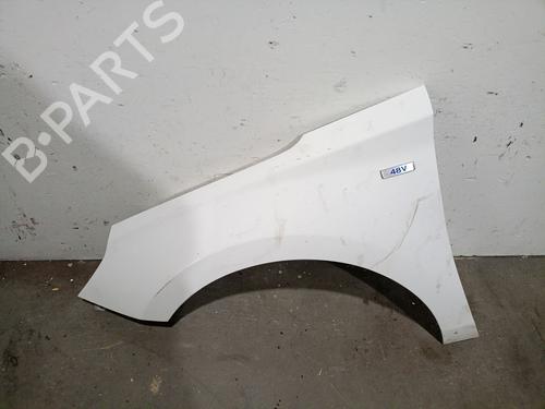 left-front-fenders-hyundai-i30-estate-pde-2017-32529993 main image