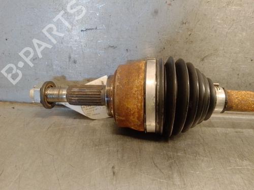 Right front driveshaft RENAULT CLIO V (B7_) 1.6 E-TECH 140 (B7MU) | BP39747205M39 - Image 2