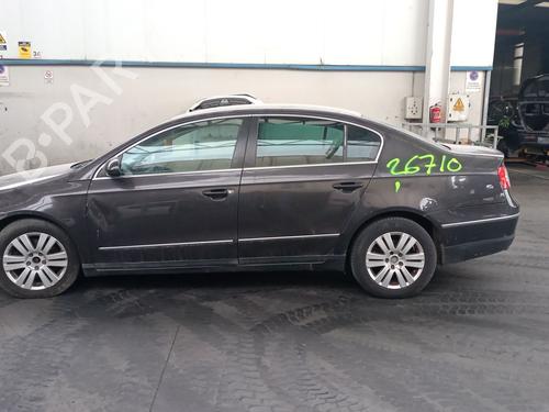 Brugte VW PASSAT B6 (3C2) 2.0 TDI 16V 4990860